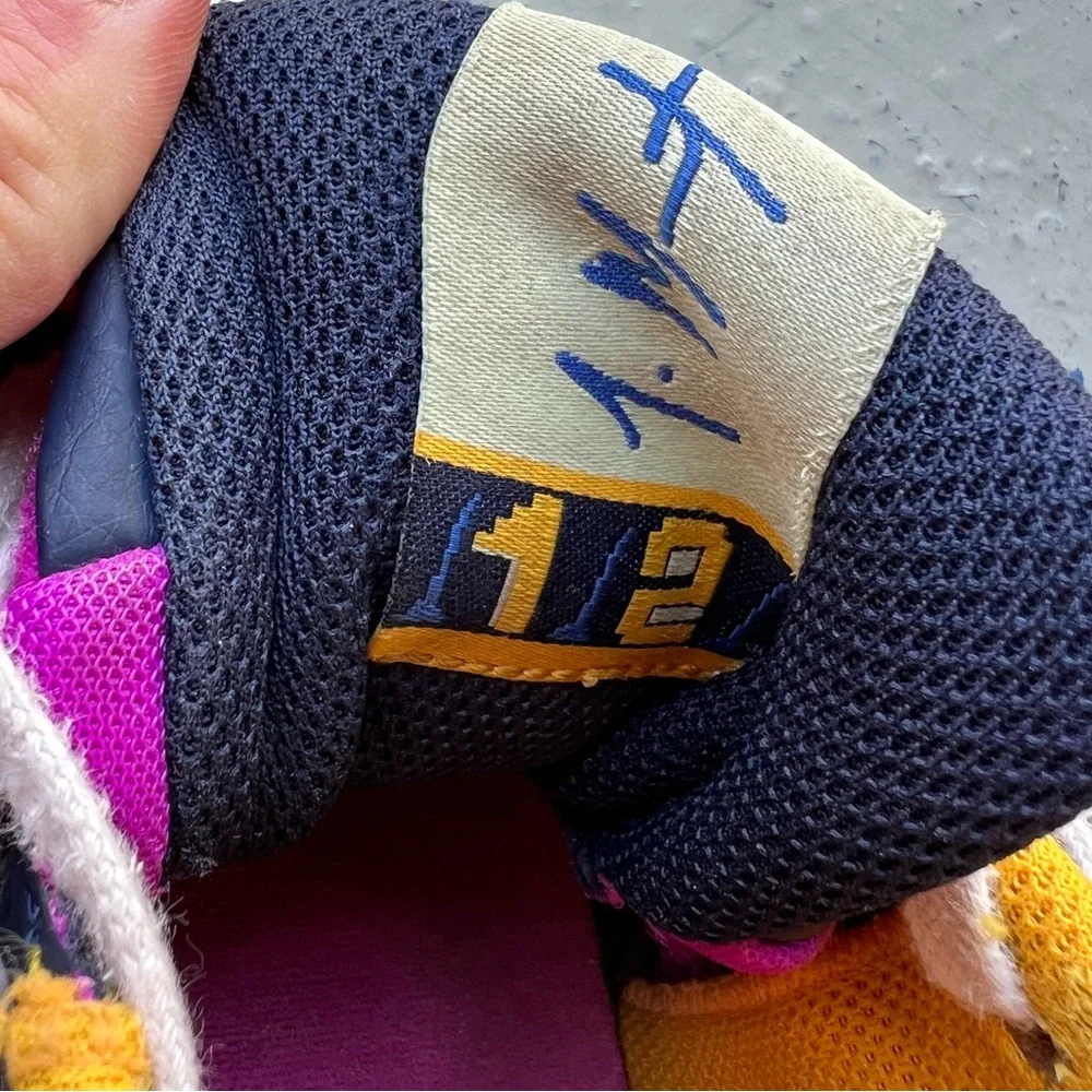 Nike Kobe Sneakers Mambacita Sweet 16 GS FN4977-400 Youth 6.5Y Kobe Bryant Gigi‎
